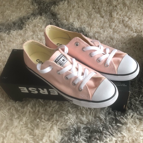 baby pink converse womens